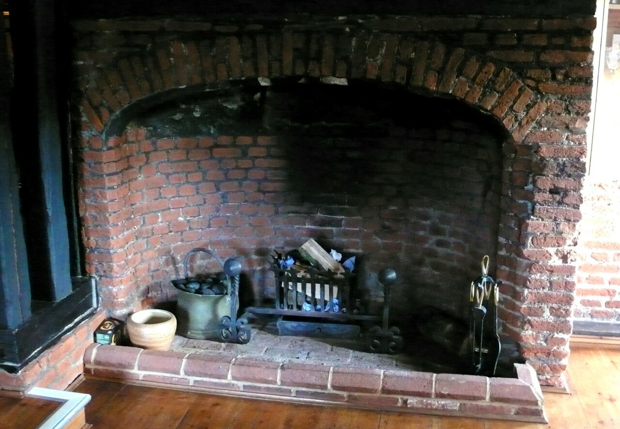 Fireplace in The Fox and Hounds